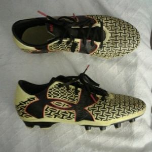 Soccer cleats